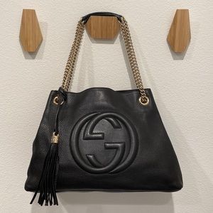 Gucci Pebbled Calfskin Medium Soho Chain Shoulder Bag black